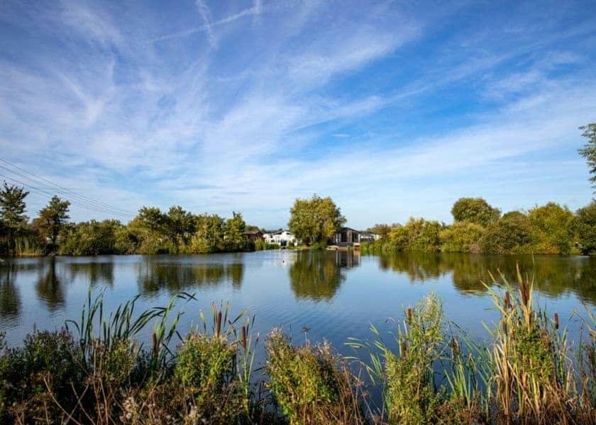 Merston Tuscany Lodge מראה חיצוני תמונה
